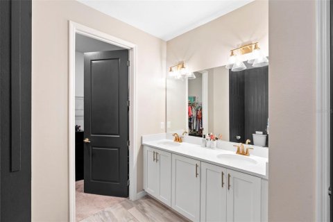 Villa ou maison à vendre à Deltona, Floride: 4 chambres, 175.59 m2 № 1913199 - photo 27