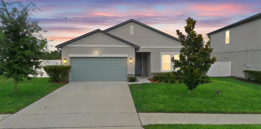 Villa ou maison à HAMPTON OAKS à Deltona, Floride 4 chambres, 175.59 m2 № 1913199