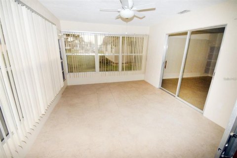 Casa en alquiler en Sarasota, Florida, 2 dormitorios, 123.75 m2 № 1747494 - foto 6