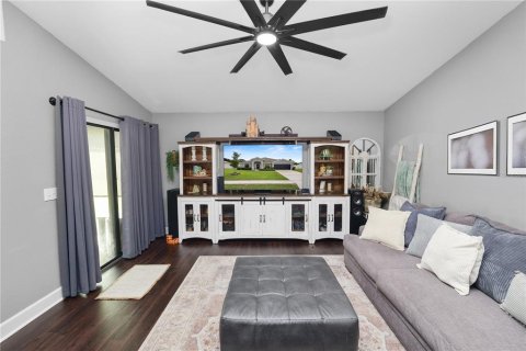 House in Lake Hamilton, Florida 4 bedrooms, 180.69 sq.m. № 1916230 - photo 16
