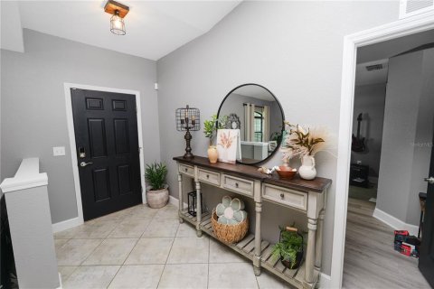 House in Lake Hamilton, Florida 4 bedrooms, 180.69 sq.m. № 1916230 - photo 4
