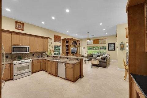 House in Lake Worth, Florida 3 bedrooms, 218.04 sq.m. № 2187963 - photo 6