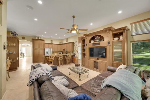 House in Lake Worth, Florida 3 bedrooms, 218.04 sq.m. № 2187963 - photo 14
