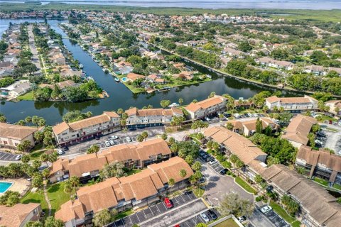 Condo in Tampa, Florida, 2 bedrooms  № 2209741 - photo 29