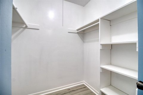 Condo in Tampa, Florida, 2 bedrooms  № 2209741 - photo 13