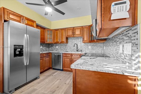 Villa ou maison à vendre à Homestead, Floride: 2 chambres, 99.59 m2 № 1994026 - photo 14