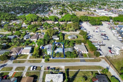Villa ou maison à vendre à Homestead, Floride: 2 chambres, 99.59 m2 № 1994026 - photo 6