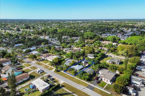 Villa ou maison à vendre à Homestead, Floride: 2 chambres, 99.59 m2 № 1994026 - photo 5