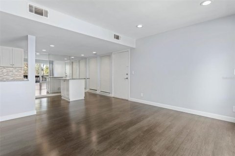 Condo in Palm Coast, Florida, 2 bedrooms  № 1520673 - photo 10