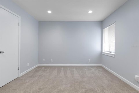Condo in Palm Coast, Florida, 2 bedrooms  № 1520673 - photo 27