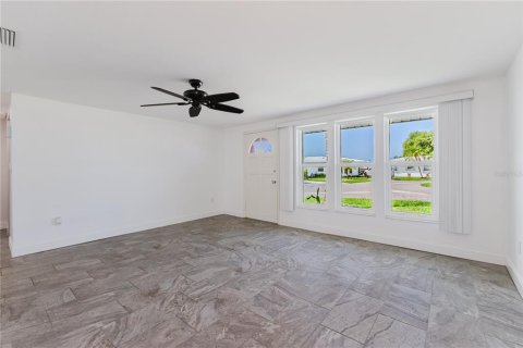 House in Venice, Florida 2 bedrooms, 96.15 sq.m. № 1855728 - photo 14
