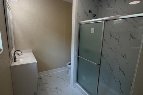 House in Saint Petersburg, Florida 3 bedrooms, 126.9 sq.m. № 2330410 - photo 17