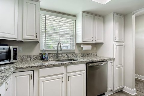 Casa en venta en Spring Hill, Florida, 3 dormitorios, 120.4 m2 № 1912080 - foto 15