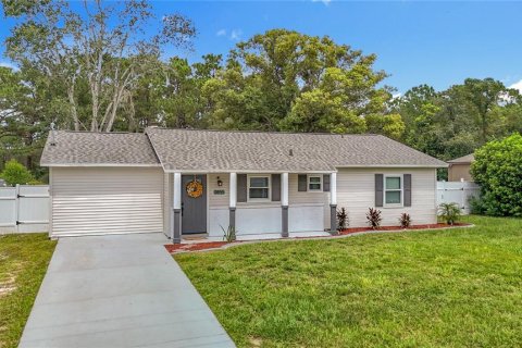 Villa ou maison à vendre à Spring Hill, Floride: 3 chambres, 120.4 m2 № 1912080 - photo 2
