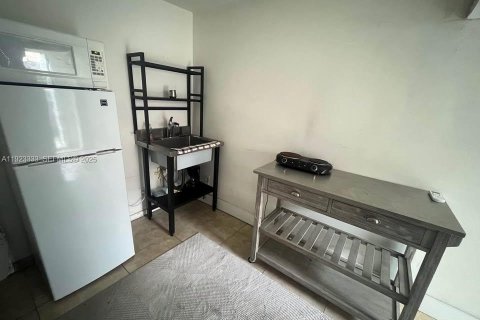 Appartement à louer à Fort Lauderdale, Floride: 1 chambre, 164.25 m2 № 1976962 - photo 2