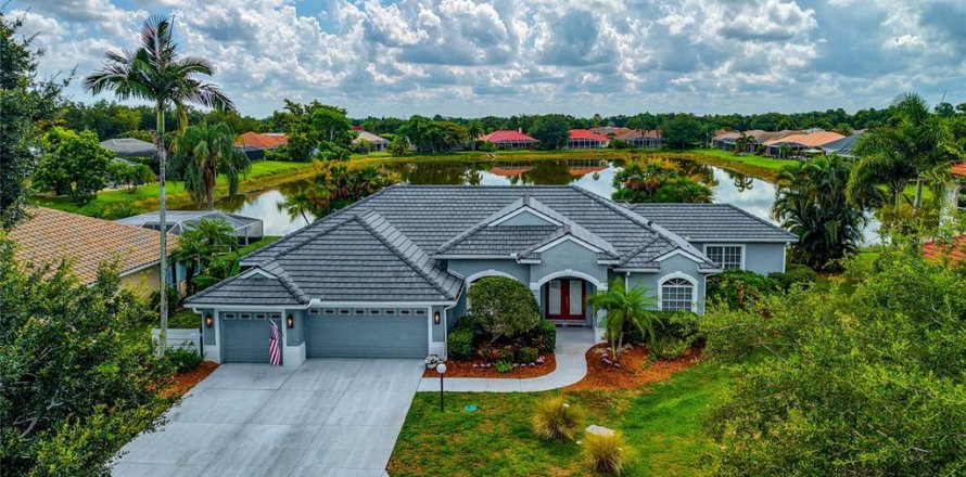 Villa ou maison à Sarasota, Floride 3 chambres, 252.51 m2 № 2147663