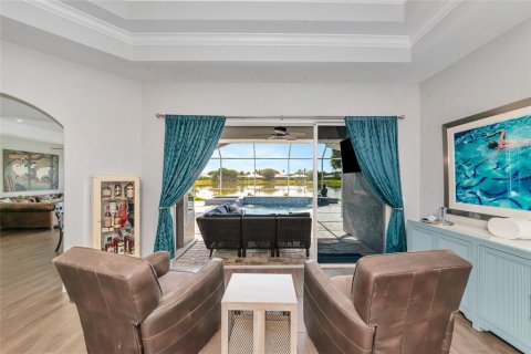 Villa ou maison à vendre à Sarasota, Floride: 3 chambres, 252.51 m2 № 2147663 - photo 2