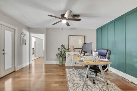 Casa en venta en Dade City, Florida, 4 dormitorios, 315.87 m2 № 2202440 - foto 27