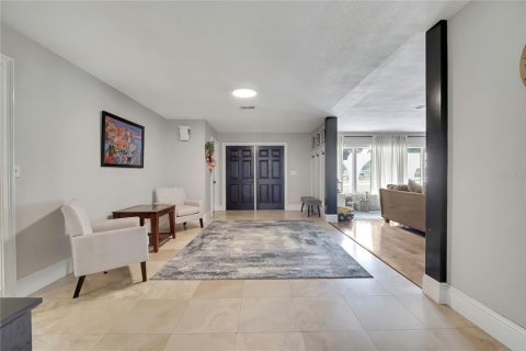 Casa en venta en Dade City, Florida, 4 dormitorios, 315.87 m2 № 2202440 - foto 8