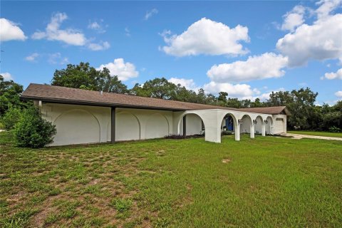 Casa en venta en Dade City, Florida, 4 dormitorios, 315.87 m2 № 2202440 - foto 6