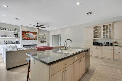Casa en venta en Dade City, Florida, 4 dormitorios, 315.87 m2 № 2202440 - foto 18