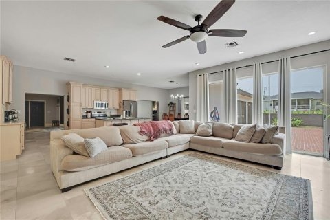 Casa en venta en Dade City, Florida, 4 dormitorios, 315.87 m2 № 2202440 - foto 23