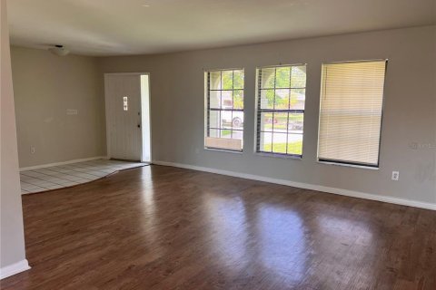 Villa ou maison à louer à Cape Coral, Floride: 3 chambres, 178.74 m2 № 1851540 - photo 3