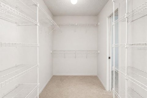 House in Leesburg, Florida 3 bedrooms, 158.77 sq.m. № 2215755 - photo 29