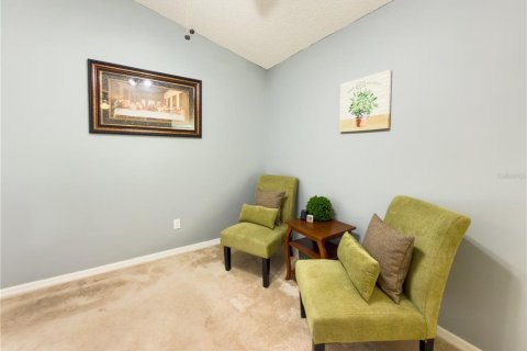 House in Leesburg, Florida 3 bedrooms, 158.77 sq.m. № 2215755 - photo 8