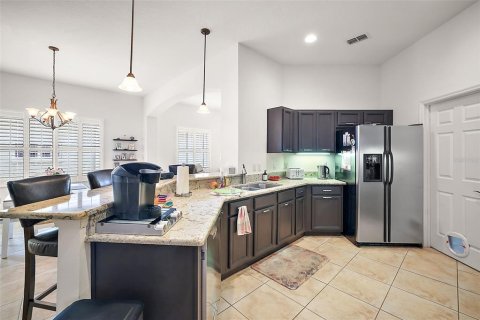 House in Leesburg, Florida 3 bedrooms, 172.43 sq.m. № 2211900 - photo 18