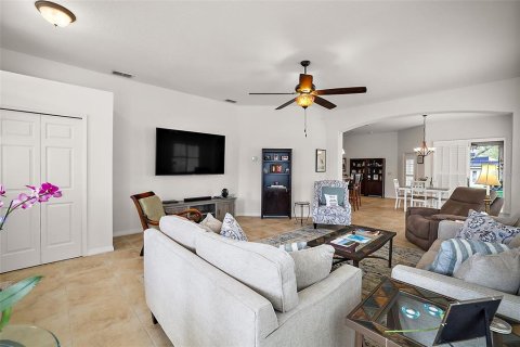 House in Leesburg, Florida 3 bedrooms, 172.43 sq.m. № 2211900 - photo 13