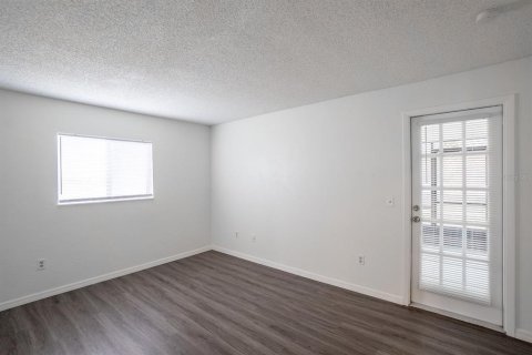 House in Palm Coast, Florida 3 bedrooms, 137.59 sq.m. № 1677200 - photo 16
