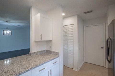 House in Palm Coast, Florida 3 bedrooms, 137.59 sq.m. № 1677200 - photo 14
