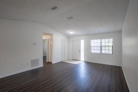 House in Palm Coast, Florida 3 bedrooms, 137.59 sq.m. № 1677200 - photo 6