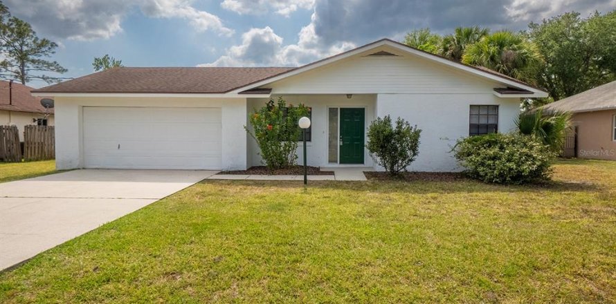 House in Palm Coast, Florida 3 bedrooms, 137.59 sq.m. № 1677200