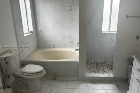 Купить виллу или дом в Майами, Флорида 4 спальни, 191.56м2, № 1947102 - фото 7