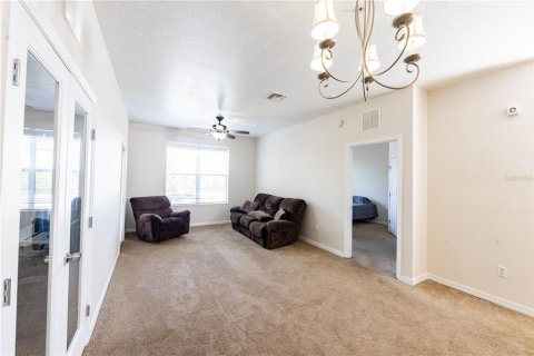 Condo in Davenport, Florida, 3 bedrooms  № 1652577 - photo 9