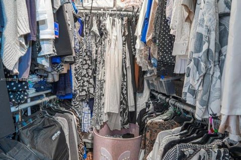 Купить виллу или дом в Майами, Флорида 4 спальни, 257.99м2, № 1942367 - фото 25