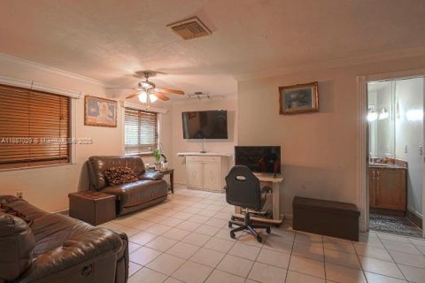 Купить виллу или дом в Майами, Флорида 4 спальни, 257.99м2, № 1942367 - фото 15