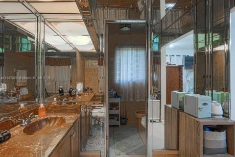 Купить виллу или дом в Майами, Флорида 4 спальни, 257.99м2, № 1942367 - фото 27