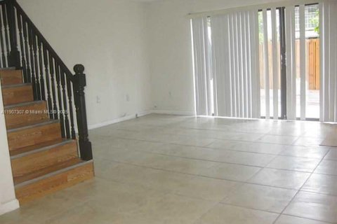 Снять в аренду кондоминиум в Холливуд, Флорида 3 спальни, 157.93м2, № 1963863 - фото 5