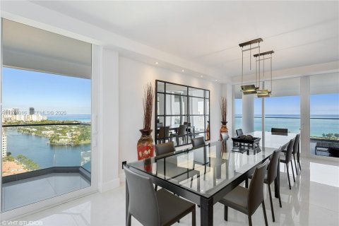 Condominio en venta en Aventura, Florida, 3 dormitorios, 219.25 m2 № 2040656 - foto 6