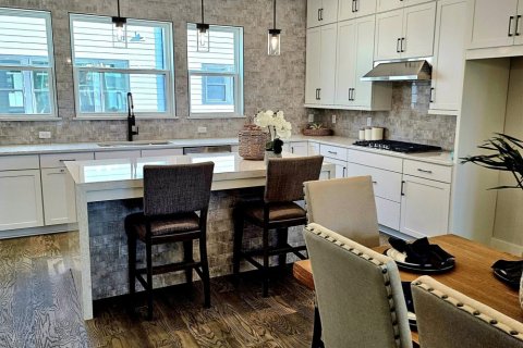 House in Terraces at San Marco in Jacksonville, Florida 3 bedrooms, 171.31 sq.m. № 770490 - photo 1