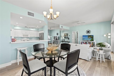 Condo in Punta Gorda, Florida, 3 bedrooms  № 1648705 - photo 9