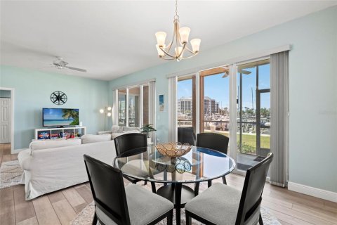 Condo in Punta Gorda, Florida, 3 bedrooms  № 1648705 - photo 10