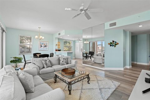 Condo in Punta Gorda, Florida, 3 bedrooms  № 1648705 - photo 6