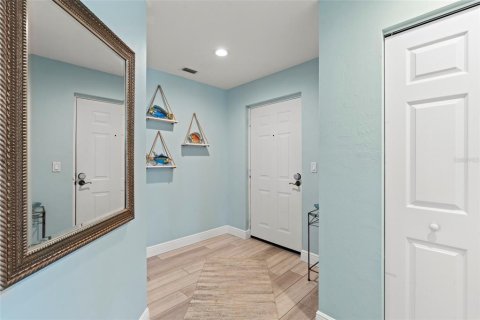 Condo in Punta Gorda, Florida, 3 bedrooms  № 1648705 - photo 29