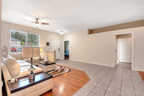 Casa en venta en Ocoee, Florida, 4 dormitorios, 204.94 m2 № 1893886 - foto 12