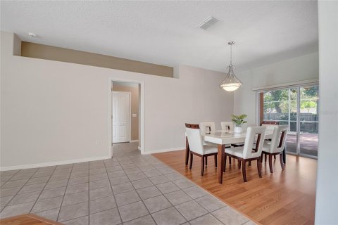 Casa en venta en Ocoee, Florida, 4 dormitorios, 204.94 m2 № 1893886 - foto 17