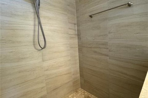 Снять в аренду таунхаус в Тампа, Флорида 4 комнаты, 238.2м2, № 2105391 - фото 16